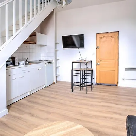 Le Duplex De La Gare